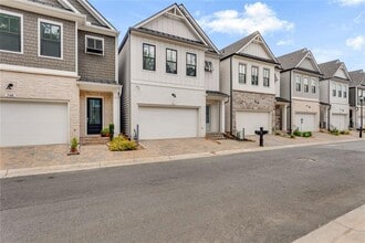 746 Stickley Oak Way in Woodstock, GA - Building Photo - Building Photo