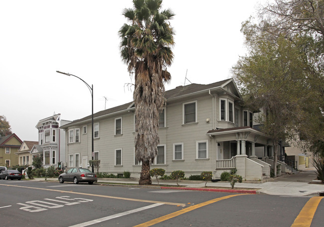 96-98 E Saint John St in San Jose, CA - Building Photo - Building Photo