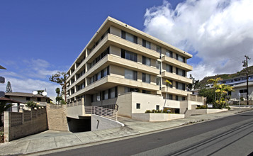 Emerson Villa in Honolulu, HI - Building Photo - Building Photo