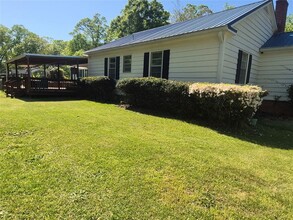 1210 Zebulon Rd in Griffin, GA - Building Photo - Building Photo