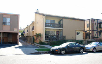 438 W Dryden St in Glendale, CA - Building Photo - Building Photo