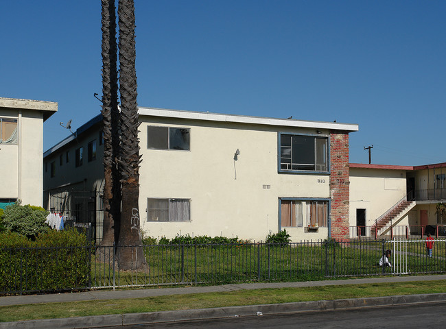 810 S Townsend St in Santa Ana, CA - Building Photo - Building Photo