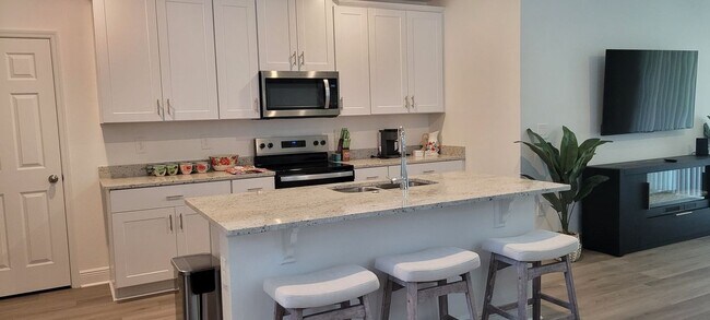 284 Links Ter Blvd in Daytona Beach, FL - Building Photo - Building Photo