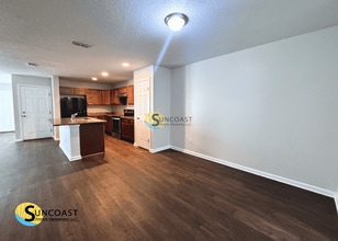 7625 Leafy Forest Way in Jacksonville, FL - Building Photo - Building Photo