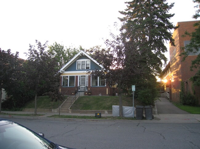 property at 617 21st Ave S