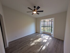 1601 Faro Dr in Austin, TX - Building Photo - Building Photo