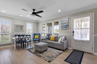 426 Russell Ave, Unit SI ID1473625P in Long Beach, MS - Building Photo