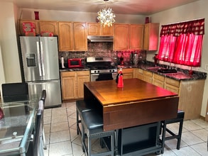 17301 Kedzie Ave in Hazel Crest, IL - Building Photo - Building Photo