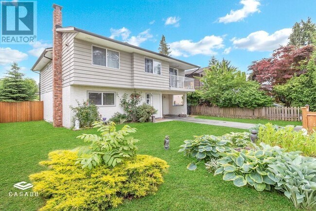 2998 Vincent St in Port Coquitlam, BC - Building Photo - Building Photo