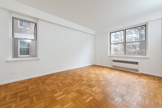 66 Overlook Terrace in New York, NY - Foto de edificio - Building Photo