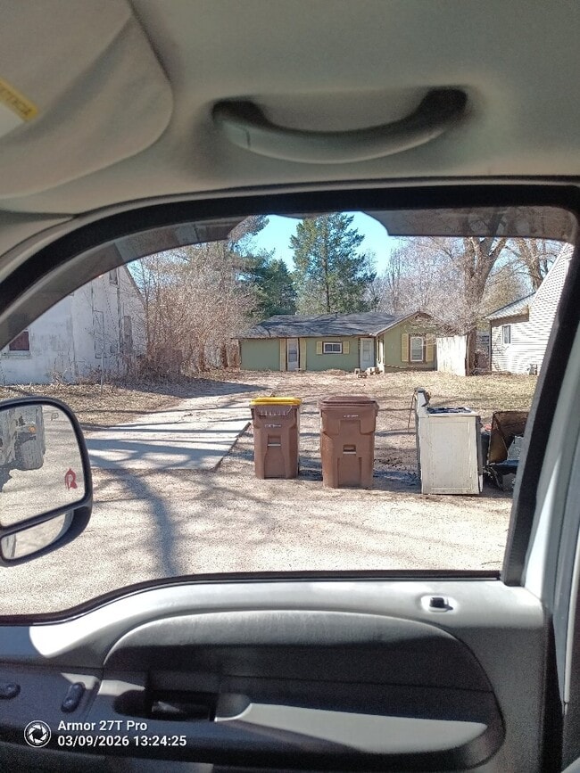 property at 1110 N Horace Ave