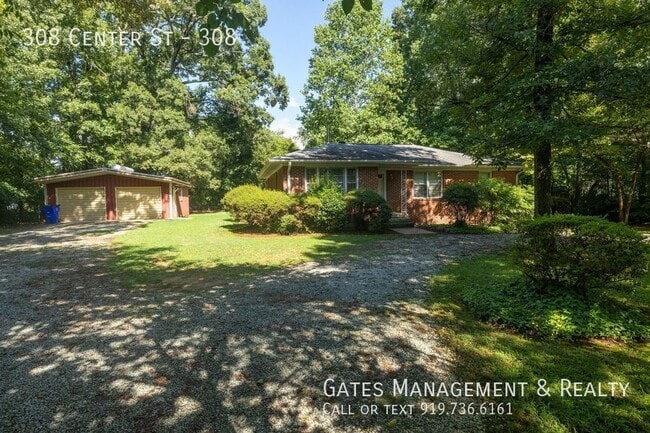 308 Center St in Efland, NC - Building Photo - Building Photo