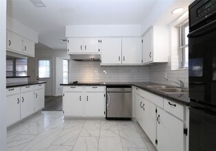 16307 Morningshade Dr in Houston, TX - Building Photo - Building Photo