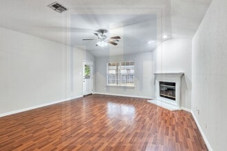 1500 Gardena Canyon Dr in Pflugerville, TX - Building Photo - Building Photo