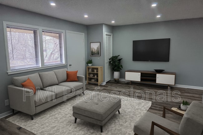 property at 2929 Selena Dr