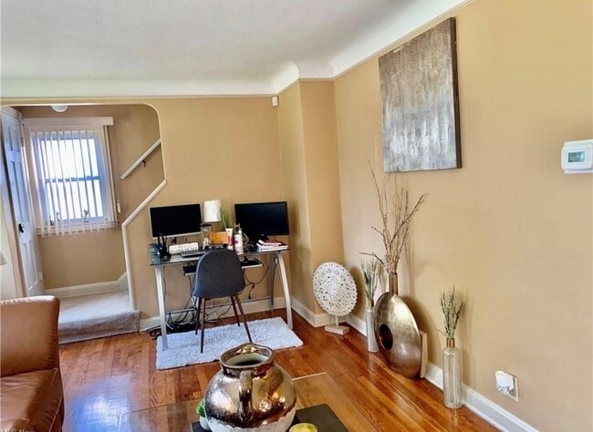 property at 21218 Hillgrove Ave