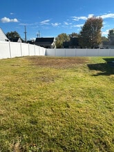 65 Island Rd in Levittown, PA - Building Photo - Building Photo