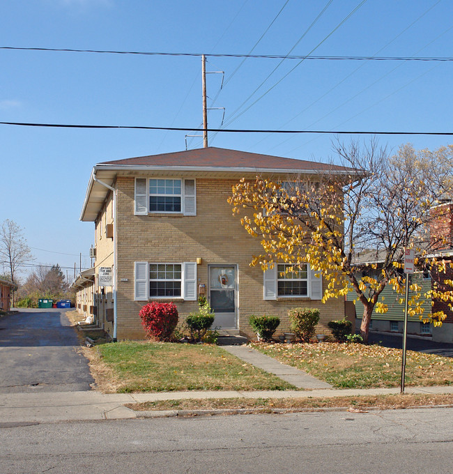 2605-2609 Revere Ave in Dayton, OH - Building Photo - Building Photo