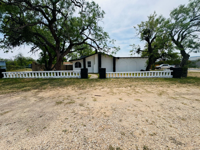 property at 1920 Martin Luther King Dr