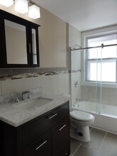 33 Union St, Unit #A in Montclair, NJ - Building Photo - Building Photo