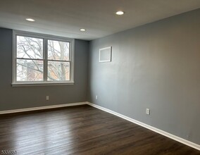 14 Grand St, Unit 1 in Garfield, NJ - Building Photo - Building Photo