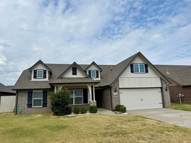 1527 E 137th Pl in Glenpool, OK - Foto de edificio - Building Photo