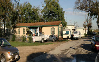 Willowbend Mobile Home Park Apartments