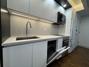 150 Lenox Rd, Unit 6 in Brooklyn, NY - Foto de edificio - Building Photo