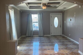 514 Buckeye Dr in Laredo, TX - Building Photo - Building Photo