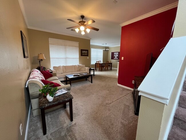 1425 W Villa Maria Rd, Unit 601 in Bryan, TX - Building Photo - Building Photo