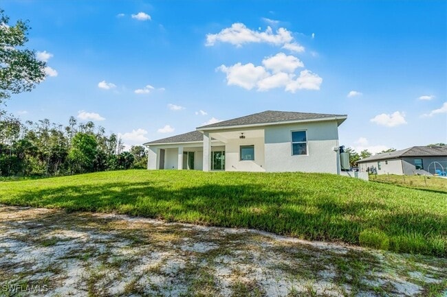 2941 37th Ave NE in Naples, FL - Building Photo - Building Photo