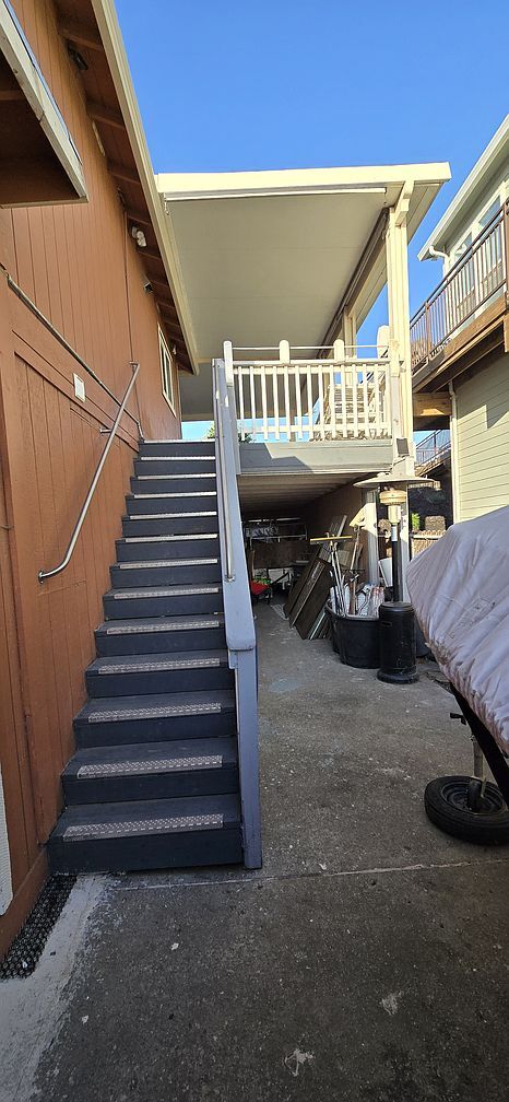 property at 4580 Sandmound Blvd