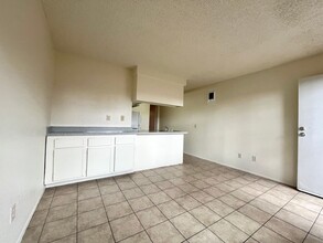 3770 42nd Street in San Diego, CA - Foto de edificio - Interior Photo