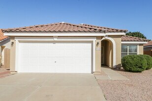 10442 E Arcadia Ave in Mesa, AZ - Building Photo