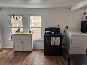 28-30 Compton St in New Haven, CT - Building Photo - Building Photo