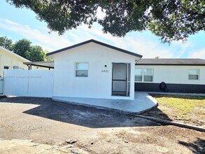 6432 Dewey St in Hollywood, FL - Building Photo - Building Photo