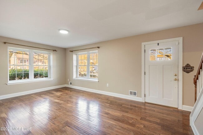 100 Wicklow Ct in Toms River, NJ - Building Photo - Building Photo