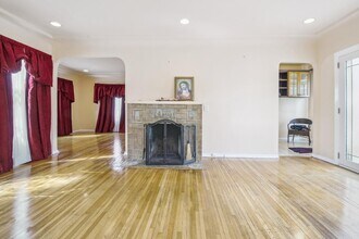 517 E Chestnut St in Glendale, CA - Building Photo - Building Photo