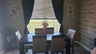 1208 Gemstone Pointe Dr in Walton, KY - Building Photo - Building Photo