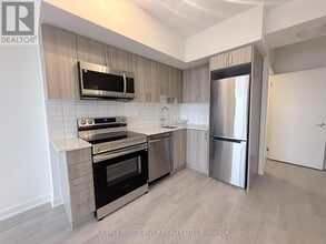 1010 Sandy Beach Rd in Pickering, ON - Building Photo - Building Photo