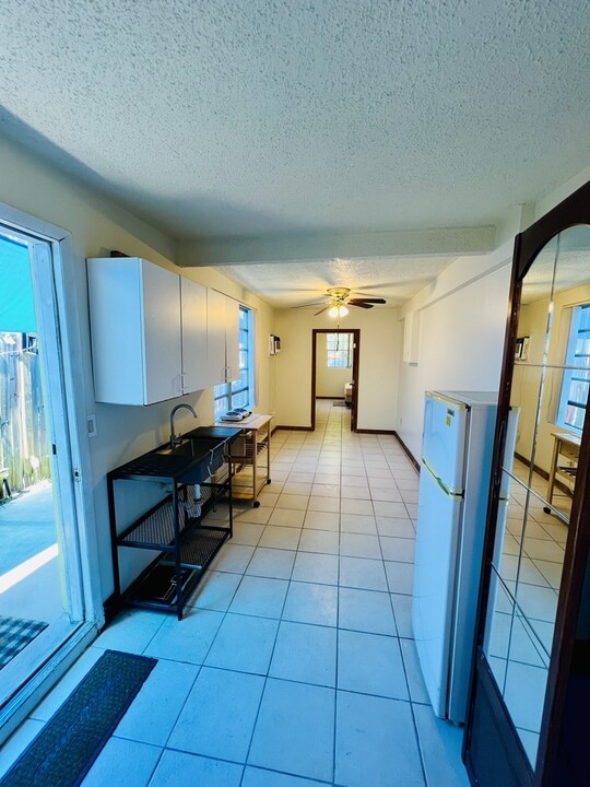 3610 SW 22nd Ter, Unit 1 in Miami, FL - Building Photo