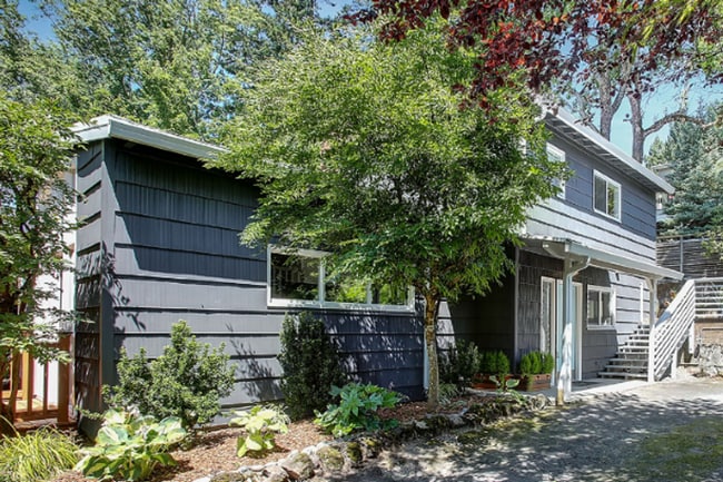 2017 SW Iowa St in Portland, OR - Building Photo - Building Photo