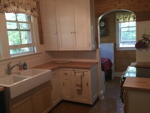 1823 E 5th St in Duluth, MN - Building Photo - Building Photo