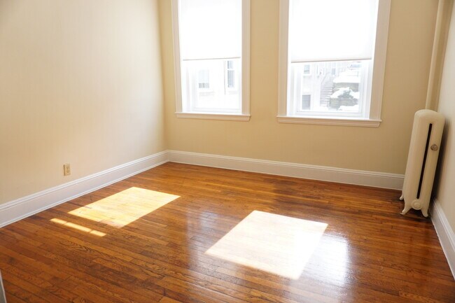 217 Kelton St in Boston, MA - Building Photo - Building Photo