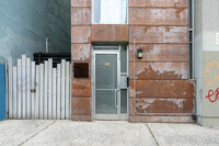 406 Lorimer St in Brooklyn, NY - Building Photo - Building Photo