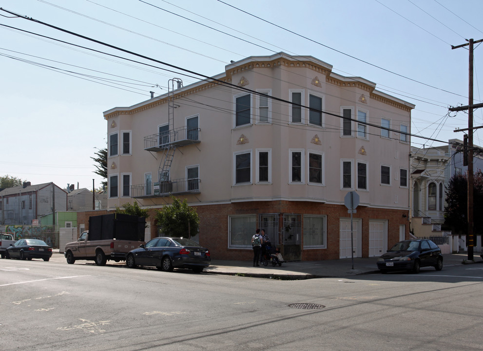 3241-3249 25th St in San Francisco, CA - Building Photo