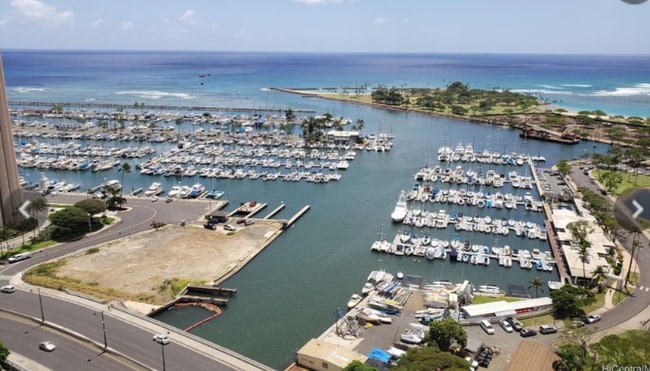 1650 Ala Moana Blvd in Honolulu, HI - Building Photo - Building Photo