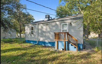 3355 N 40th Ave in Omaha, NE - Foto de edificio - Building Photo