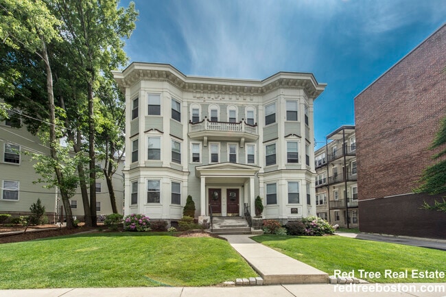 60 Ashford St, Unit #4