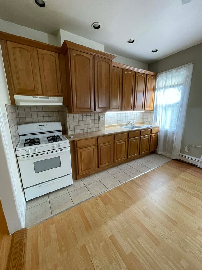 6140 56th Dr, Unit 61-40 56th Drive